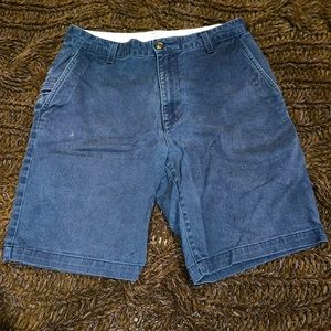Men’s navy waist 30. Mid thigh shorts